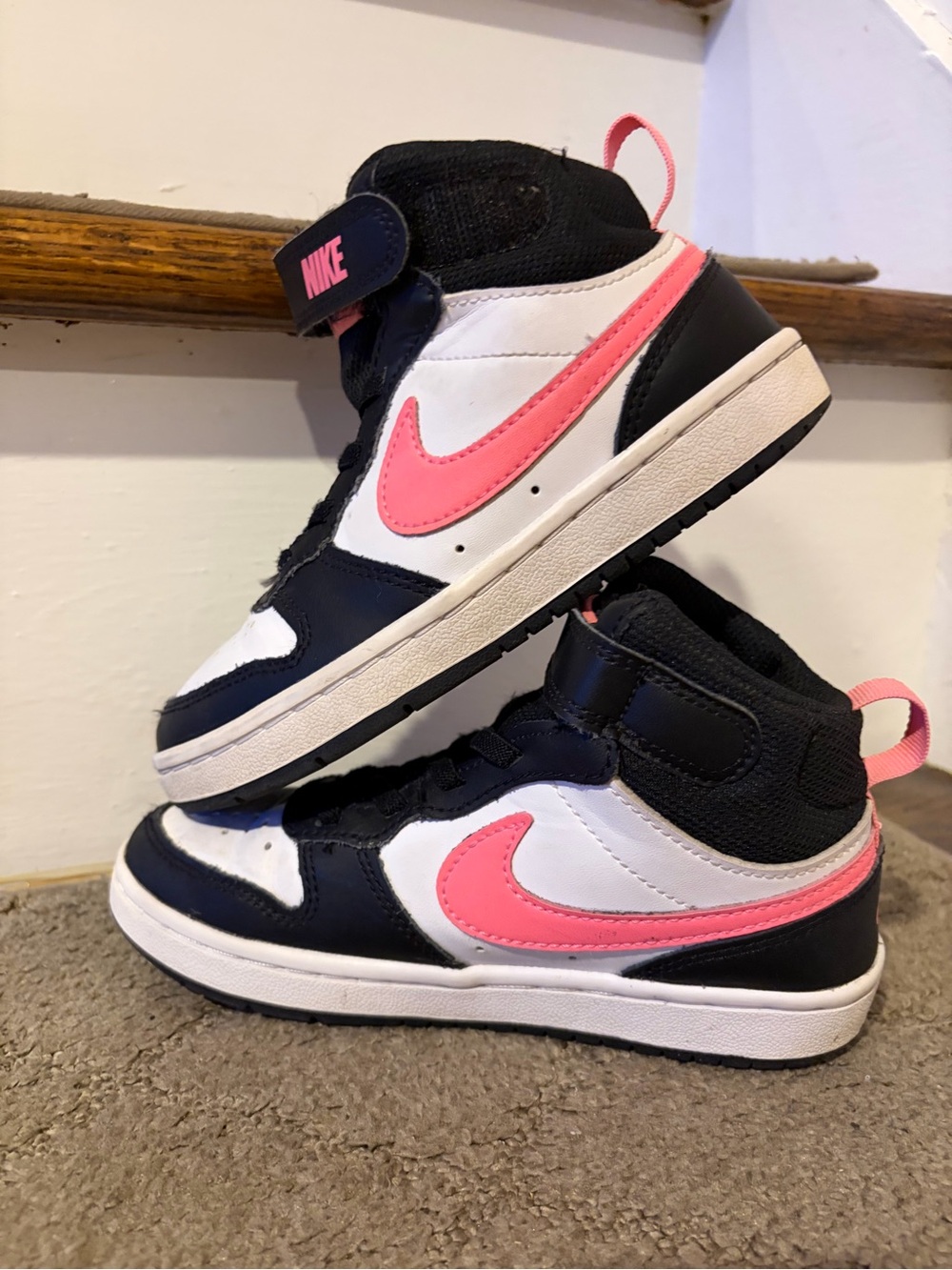 Nike Kids  High-Top Sneaker